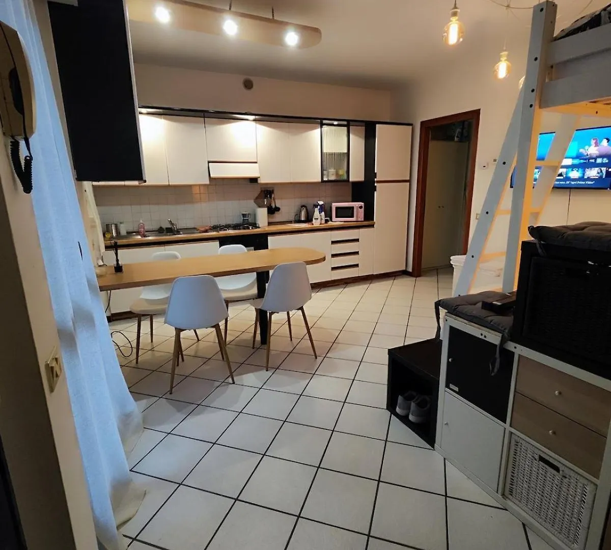 Bg Airport Apartment Milhouse 아자노 산 파올로