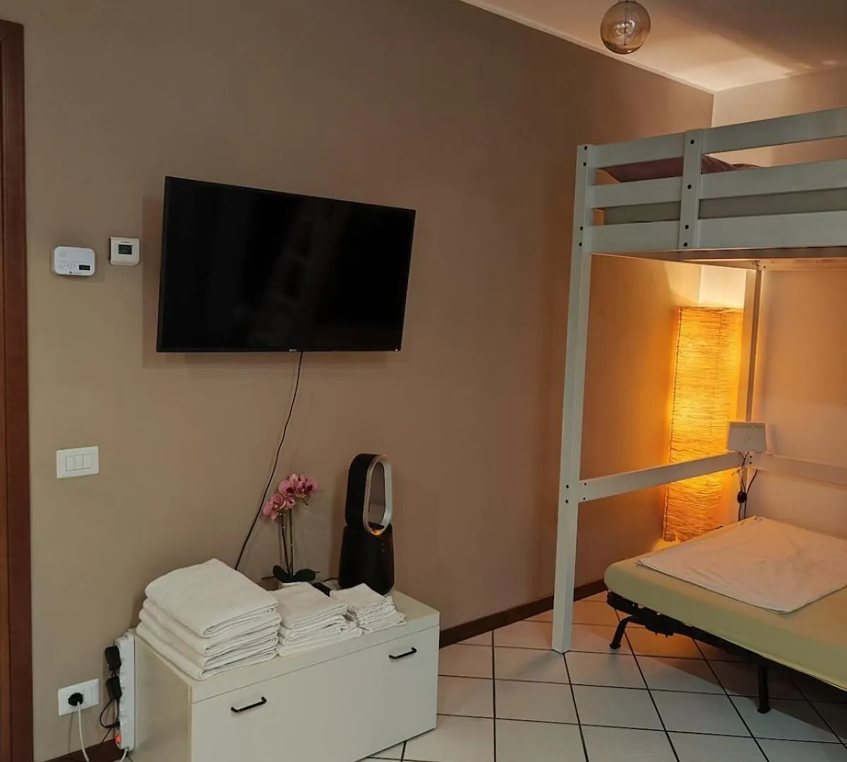 Bg Airport Apartment Milhouse 아자노 산 파올로
