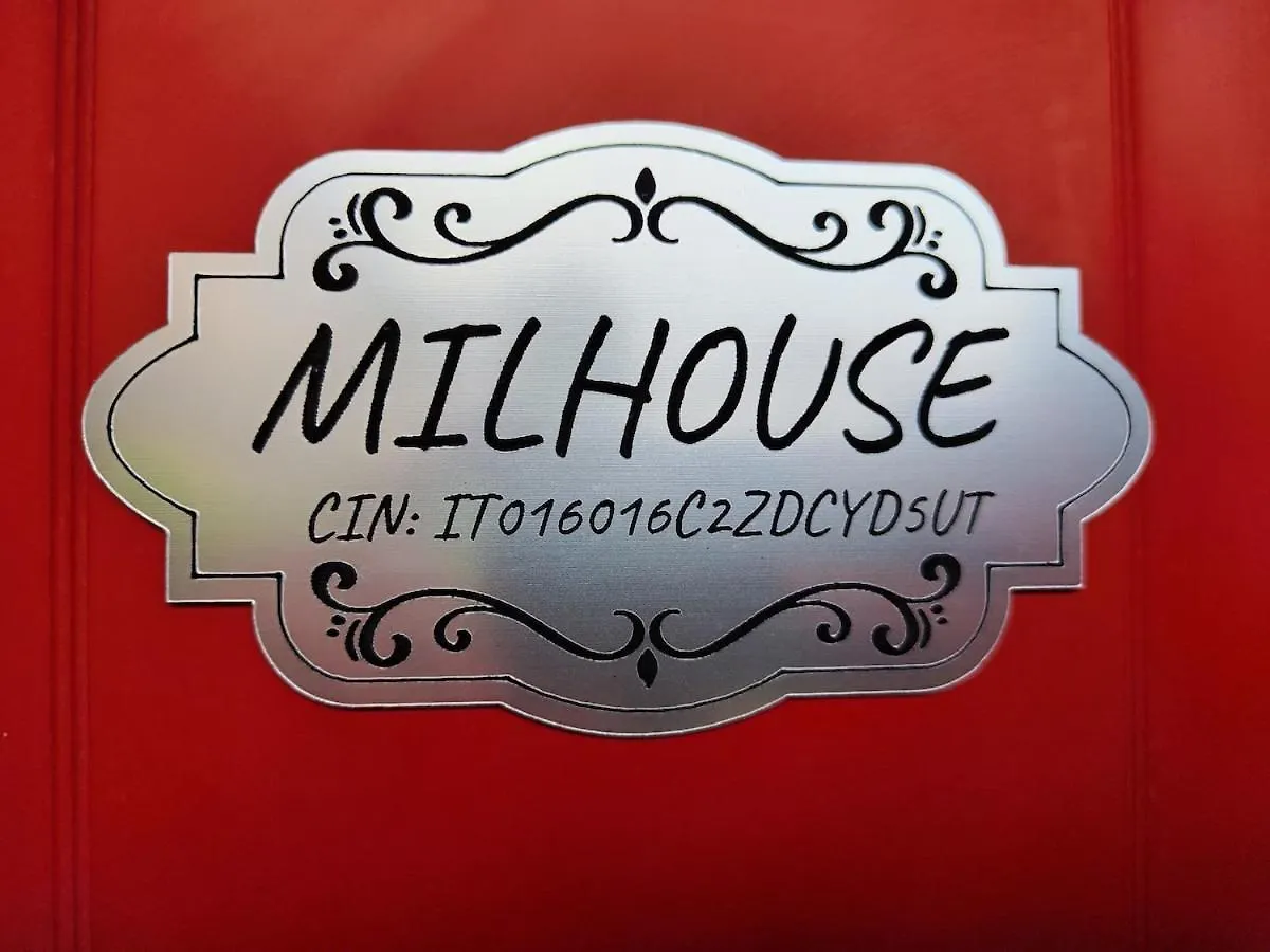 Bg Airport Apartment Milhouse 아자노 산 파올로